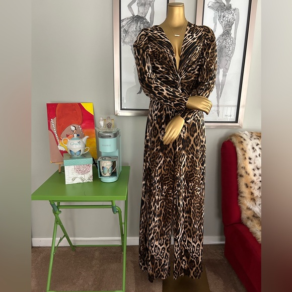 Jumper - Picture 1 of 7